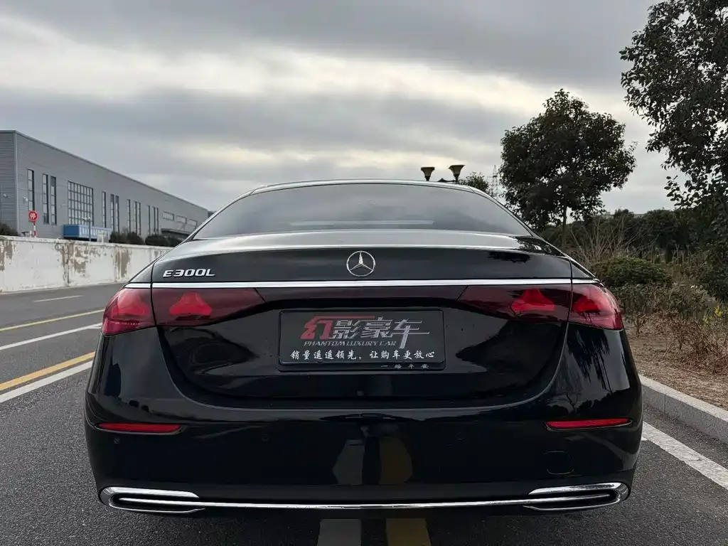 Mercedes-Benz E-Class 2024 из CN, фото 3