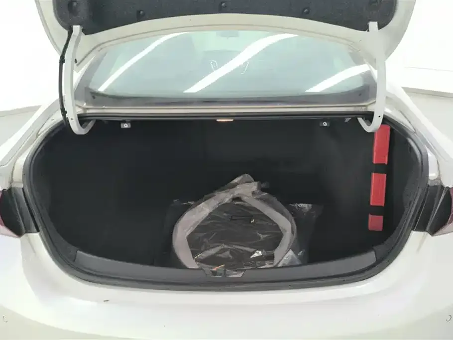 Chevrolet Malibu XL 2025 из CN, фото 2