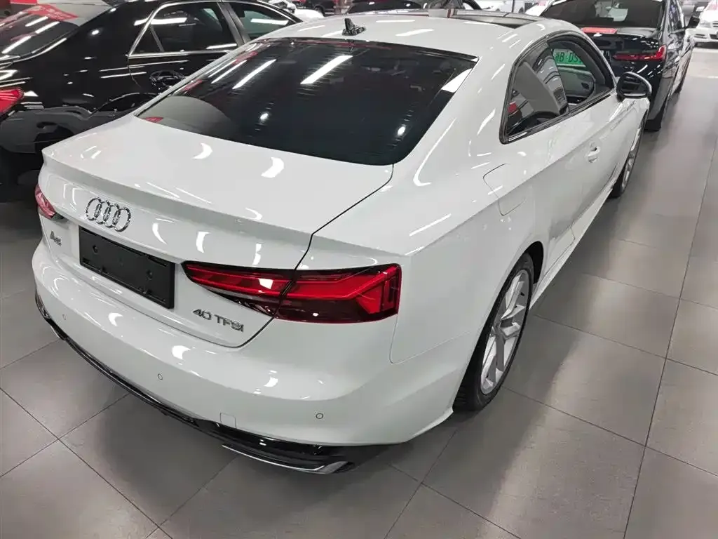 Audi A5 (Import) — фото 5