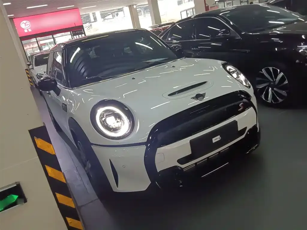 MINI Cooper (3-door) 2024 из CN, фото 5