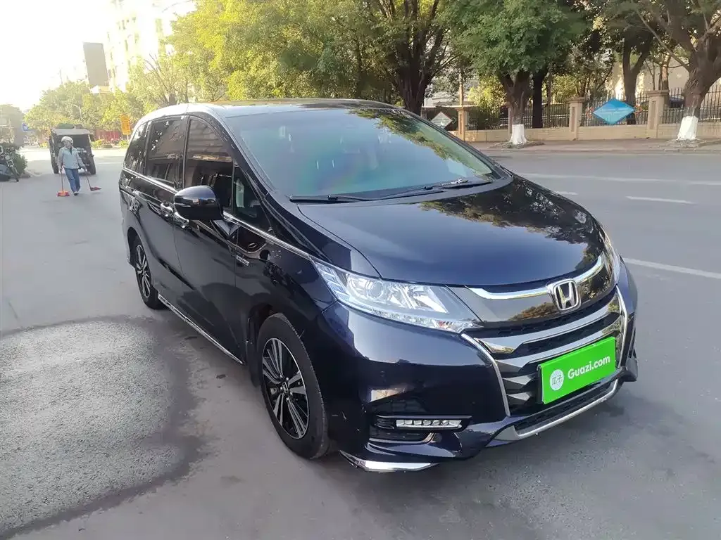 Honda Odyssey — фото 10