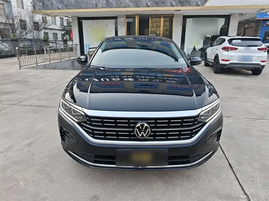 Volkswagen Passat 2022 из CN, фото 2