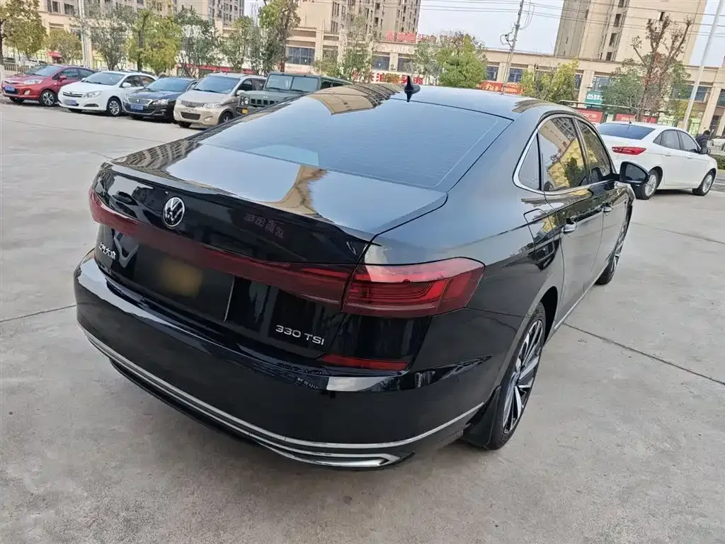 Volkswagen Passat 2022 из CN, фото 10