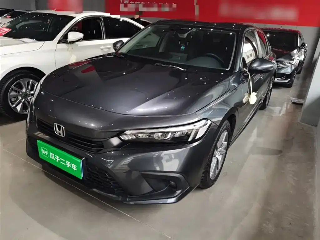 Honda Civic — фото 1