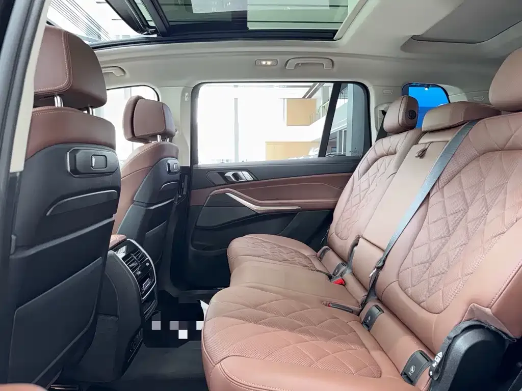 BMW X7 2023 из CN, фото 8