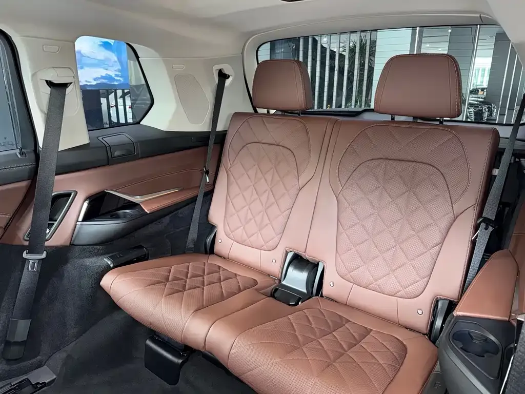 BMW X7 2023 из CN, фото 7