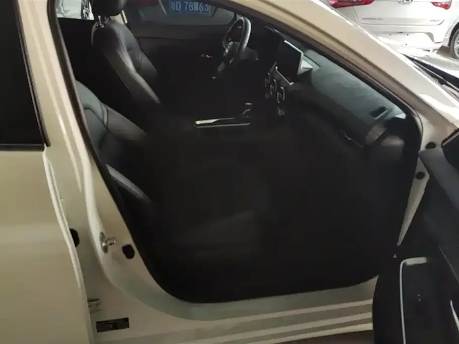 Nissan Sylphy 2021 из CN, фото 2