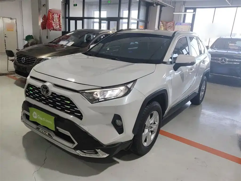Toyota RAV4 2021 из CN, фото 9