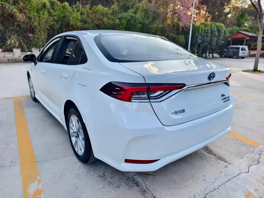 Toyota Corolla 2023 из CN, фото 6