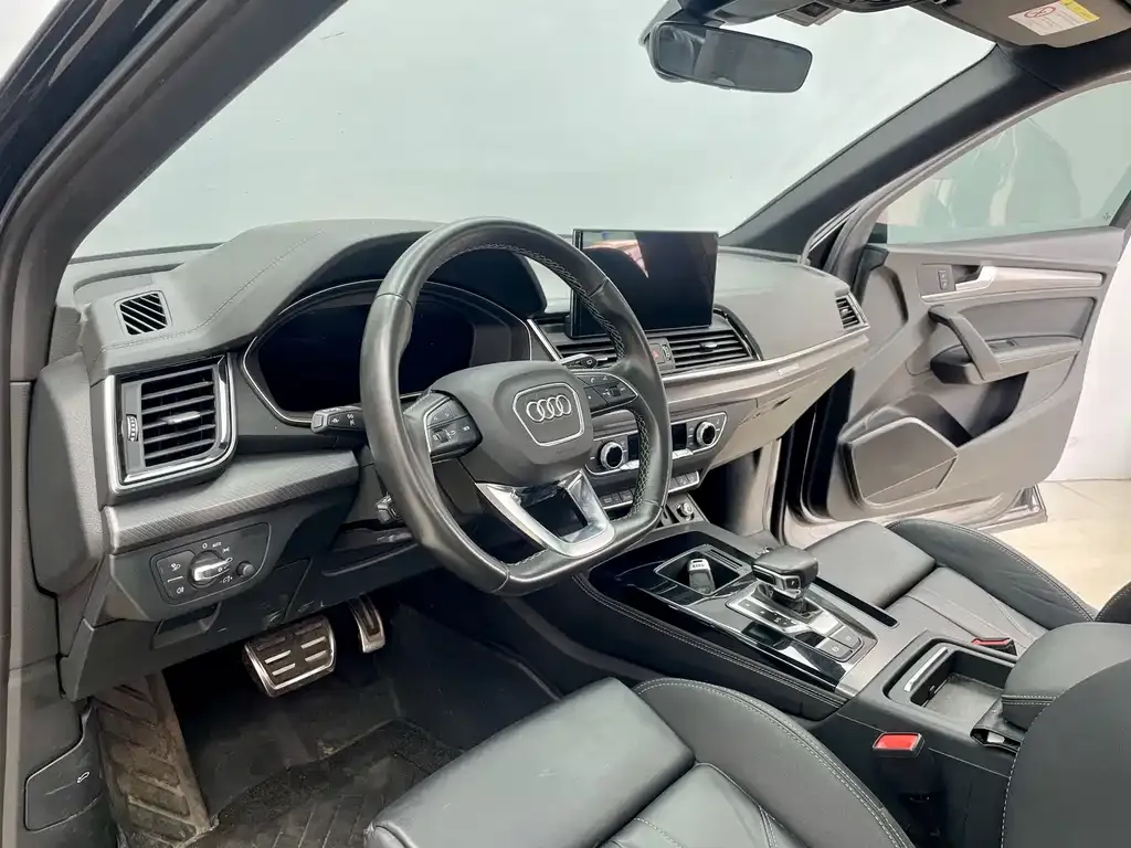 Audi Q5L 2023 из CN, фото 9