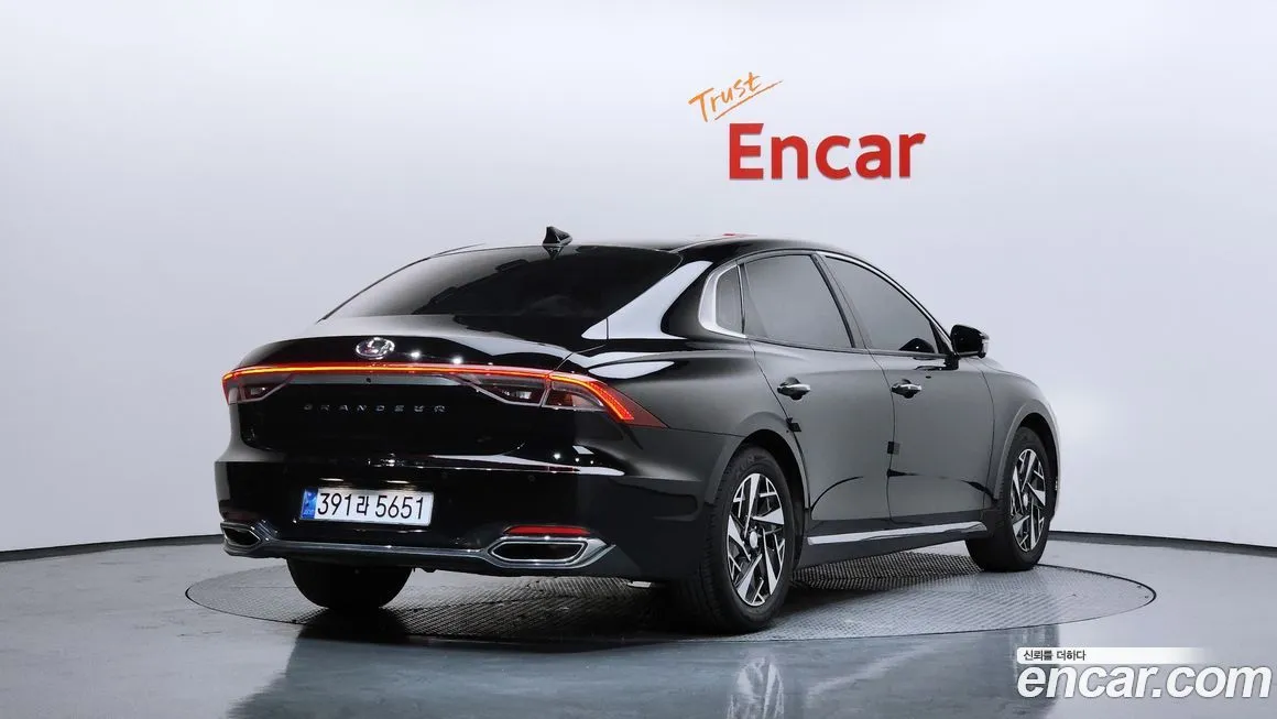 Hyundai Grandeur 2023 из KR, фото 2