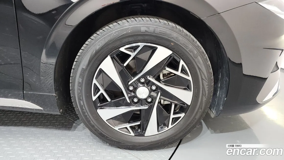 Hyundai Grandeur 2023 из KR, фото 5