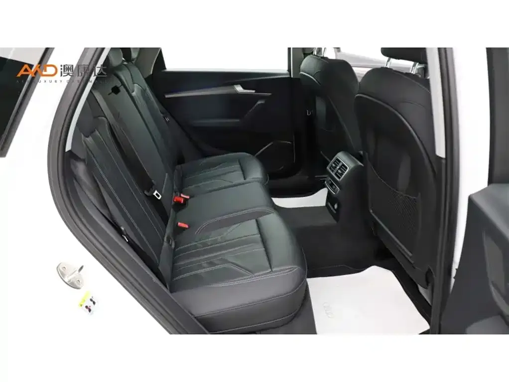 Audi Q5L 2022 из CN, фото 8