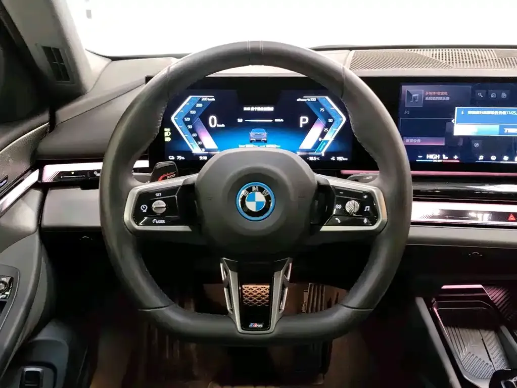 BMW i5 — фото 5