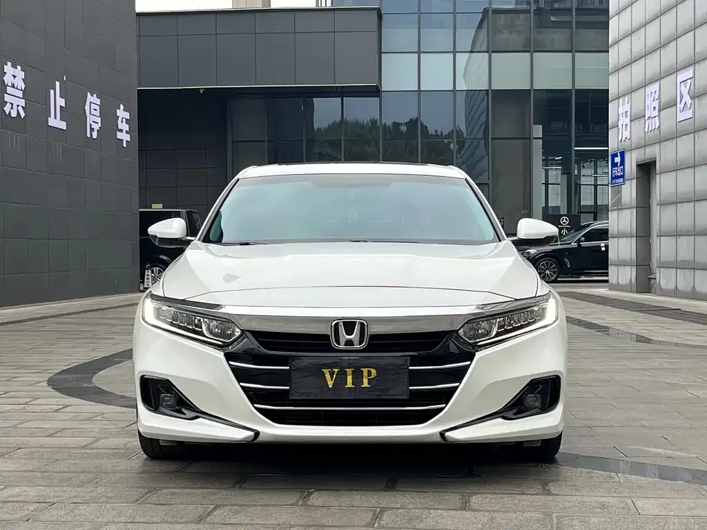 Honda Accord — фото 2