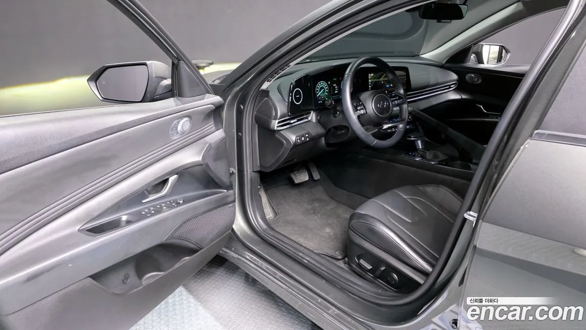 Hyundai AVANTE — фото 10
