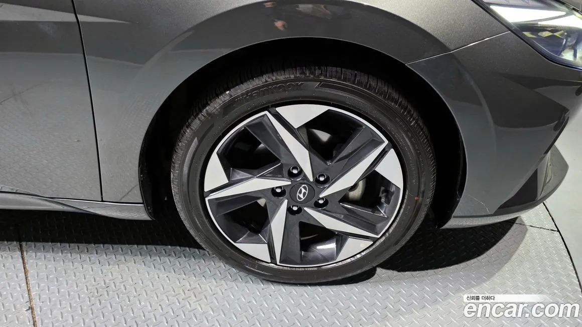 Hyundai AVANTE — фото 5