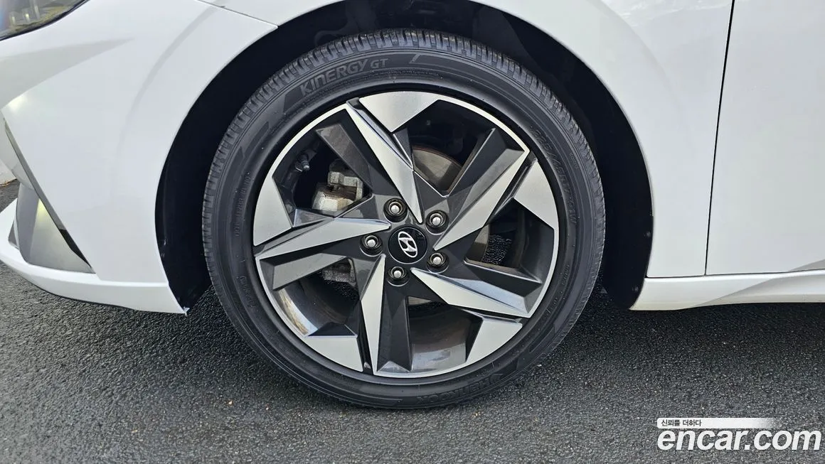 Hyundai AVANTE — фото 4
