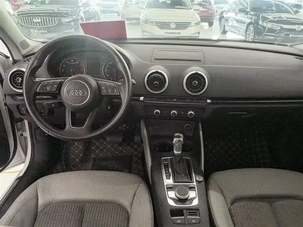 Audi A3 — фото 10