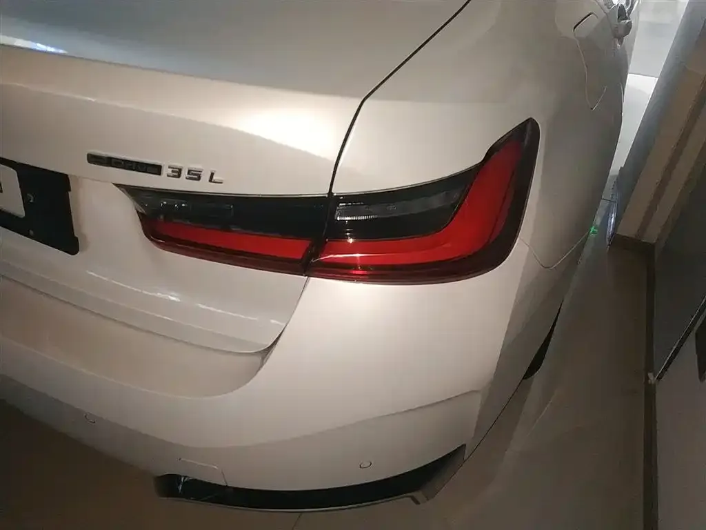 BMW i3 2024 из CN, фото 2