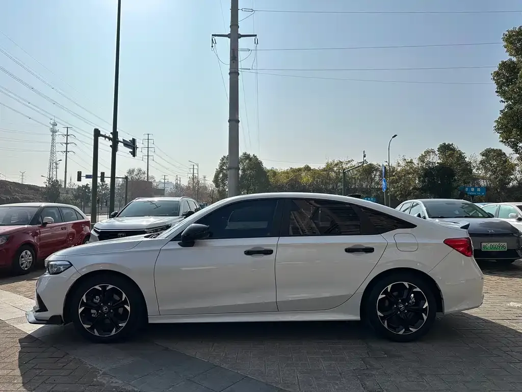 Honda Civic — фото 5