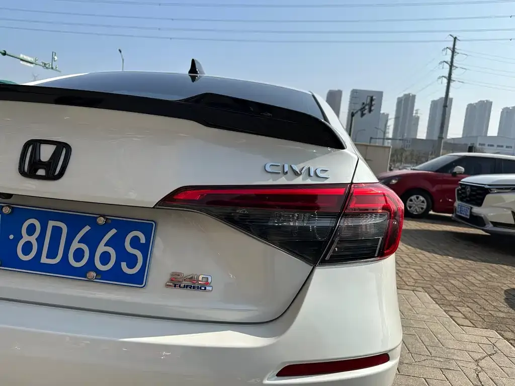 Honda Civic — фото 6