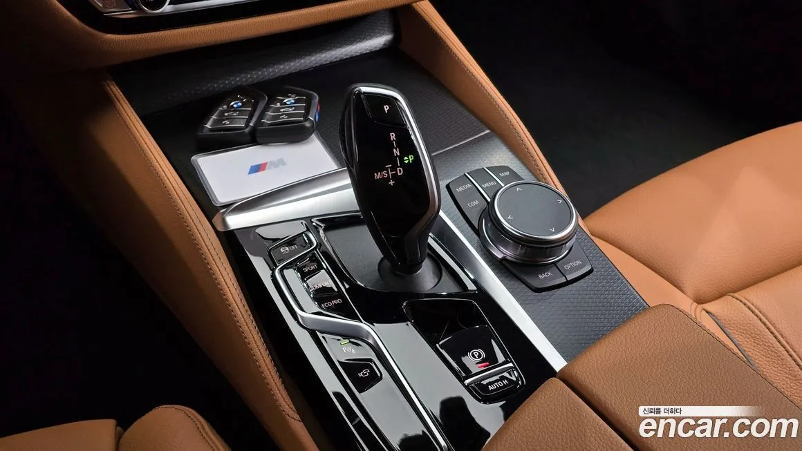 BMW 5-Series 2023 из KR, фото 9