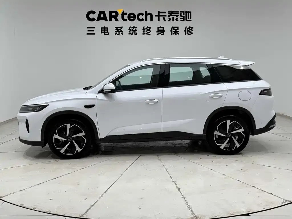 BYD Seal 05 DM-i — фото 10