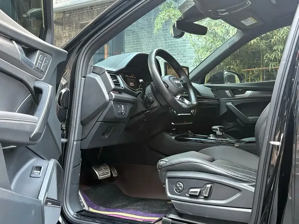 Audi Q5L 2024 из CN, фото 8