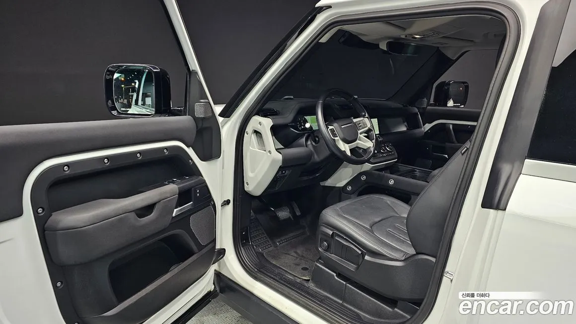 Land Rover Defender 2022 из KR, фото 10