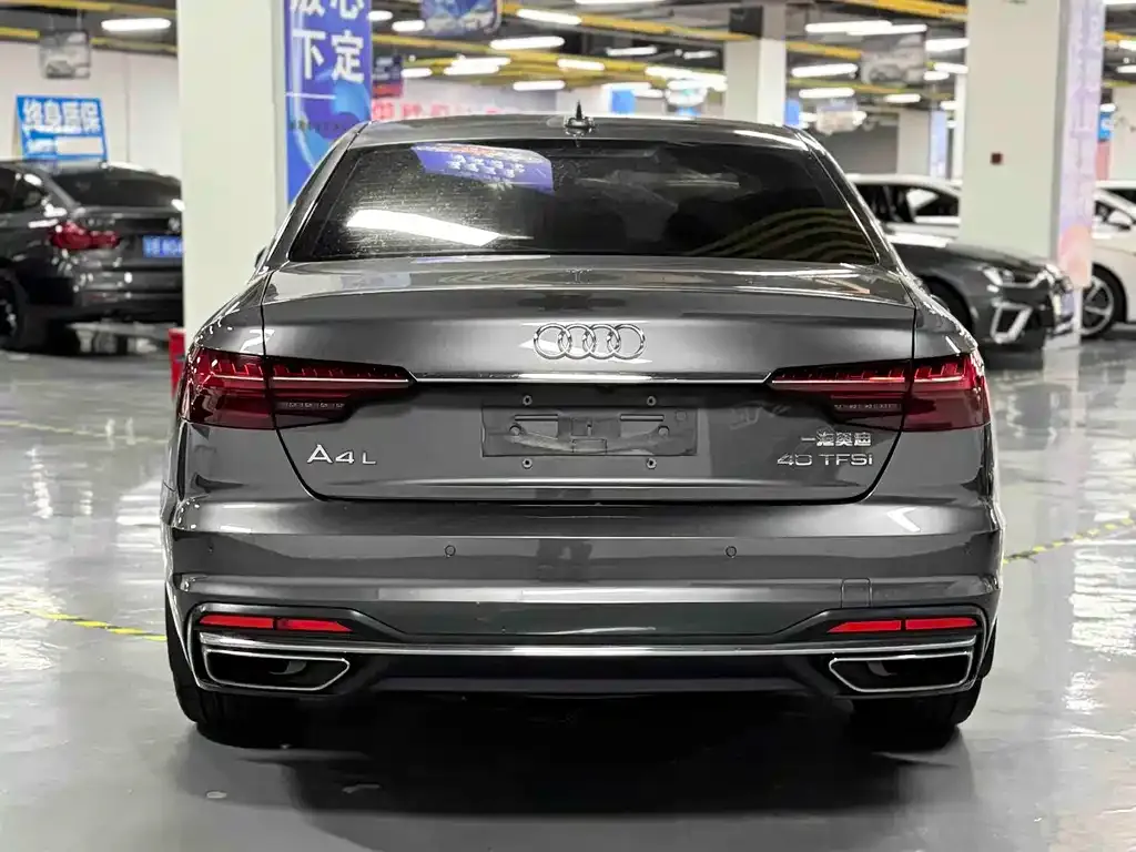 Audi A4L 2021 из CN, фото 9
