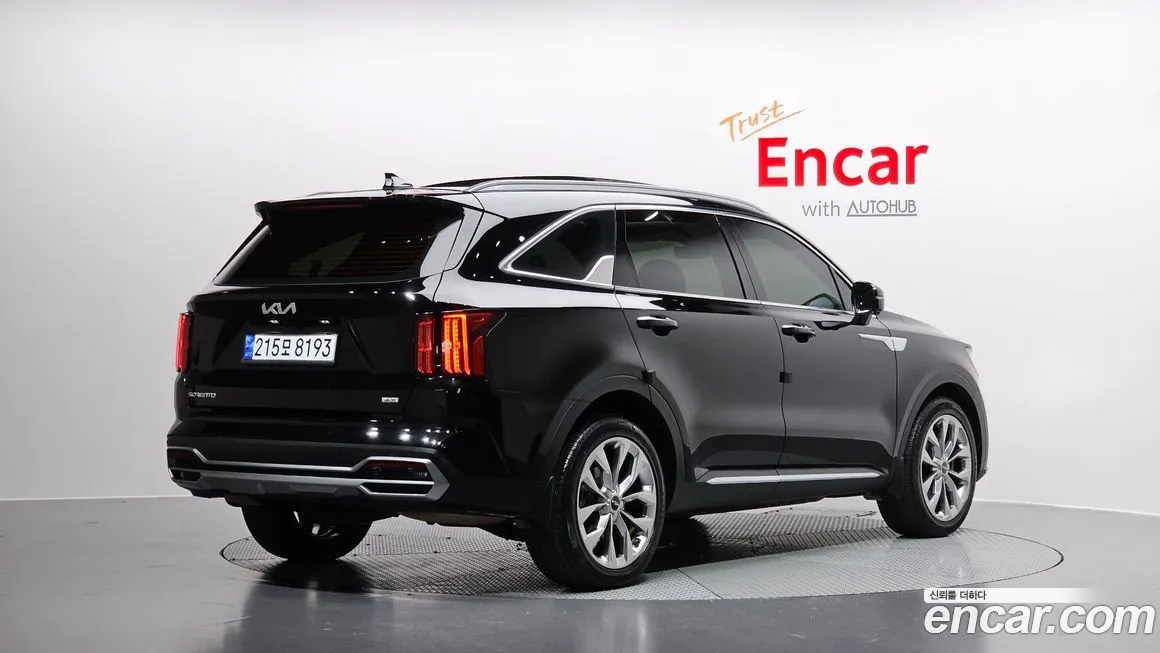 Kia Sorento — фото 7