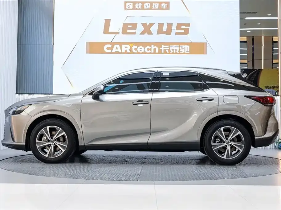 Lexus RX — фото 4