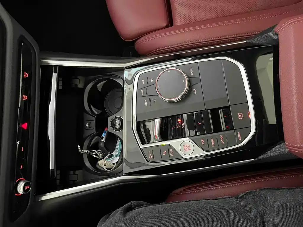 BMW 3 Series 2023 из CN, фото 6