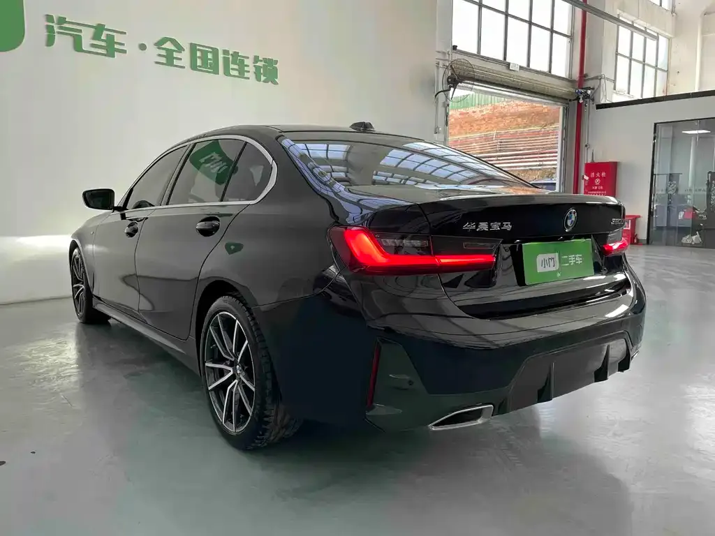 BMW 3 Series 2023 из CN, фото 8