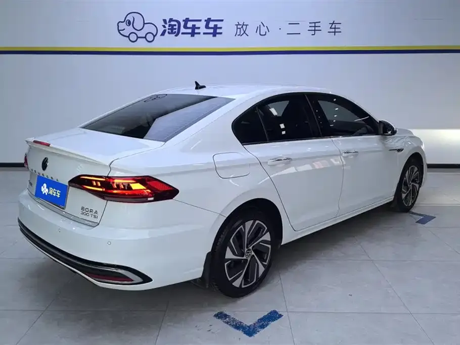 Volkswagen Bora 2023 из CN, фото 2