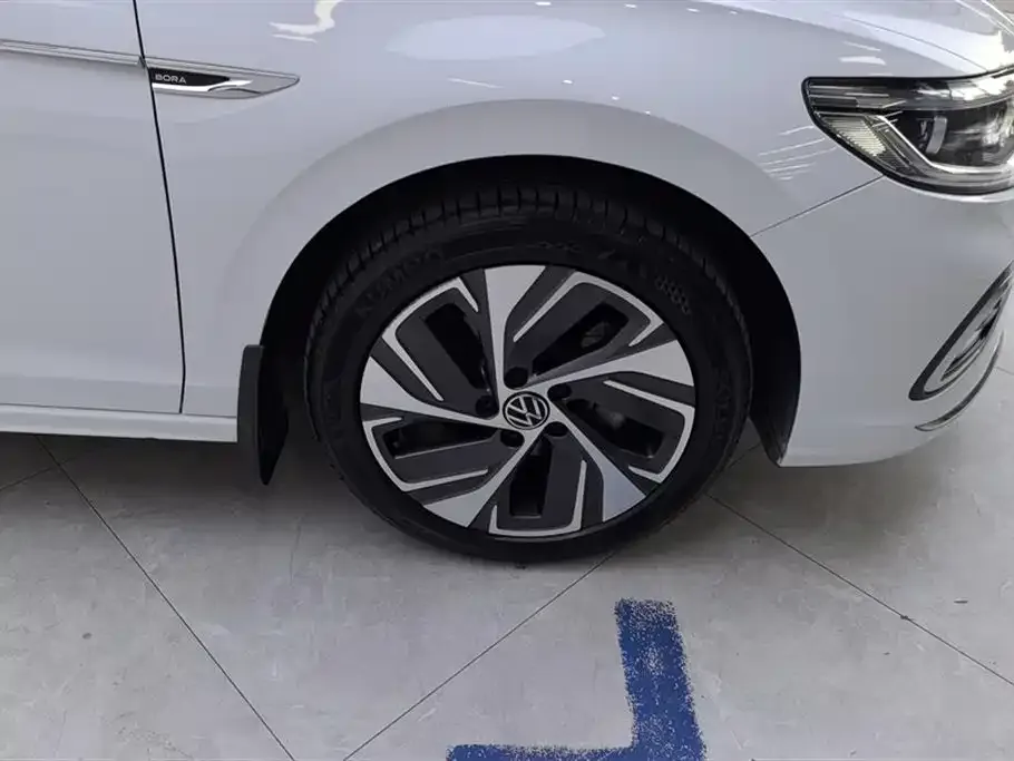 Volkswagen Bora 2023 из CN, фото 4