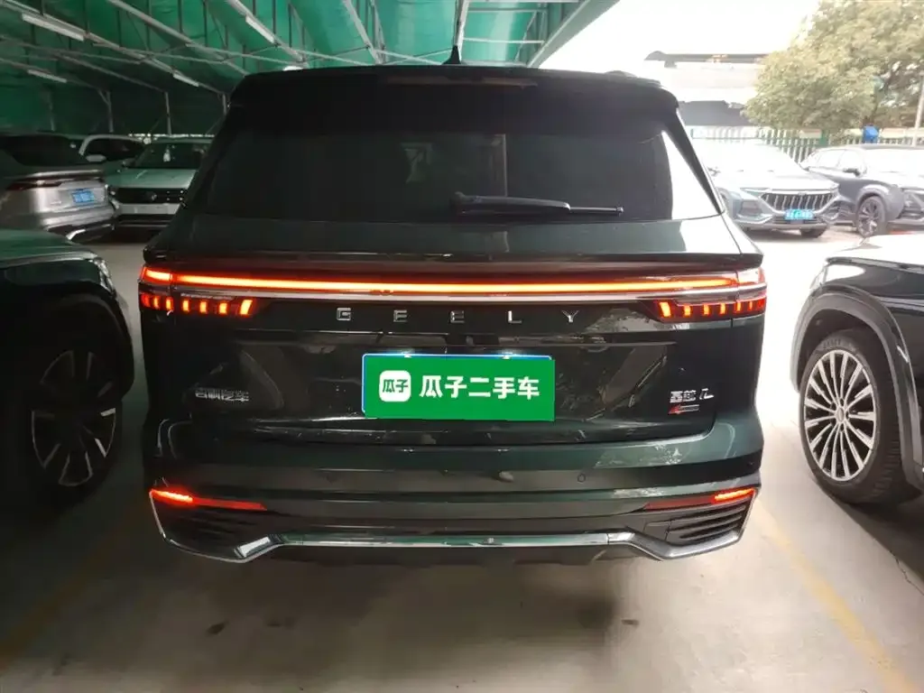 Geely Xingyue L — фото 8