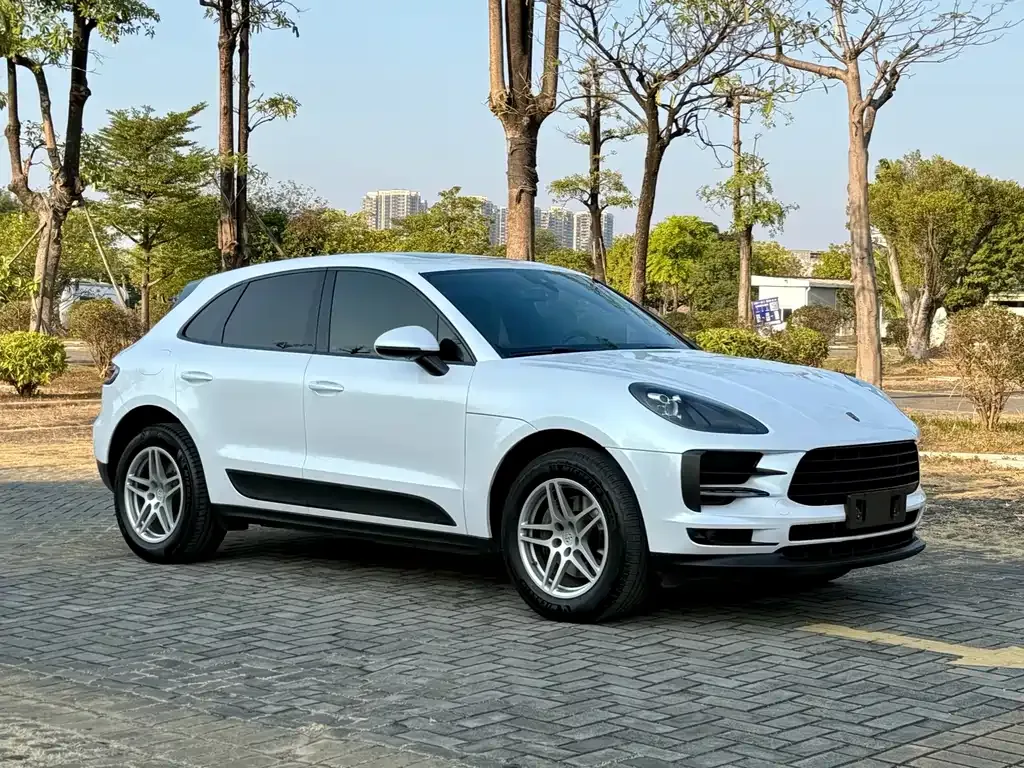 Porsche Macan — фото 6