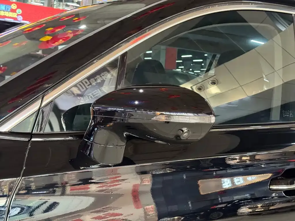 Hongqi HS7 PHEV 2024 из CN, фото 3