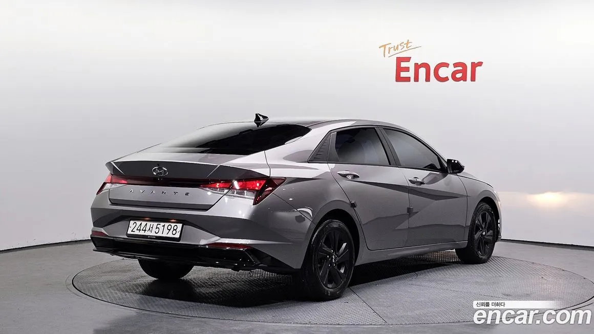 Hyundai AVANTE — фото 7