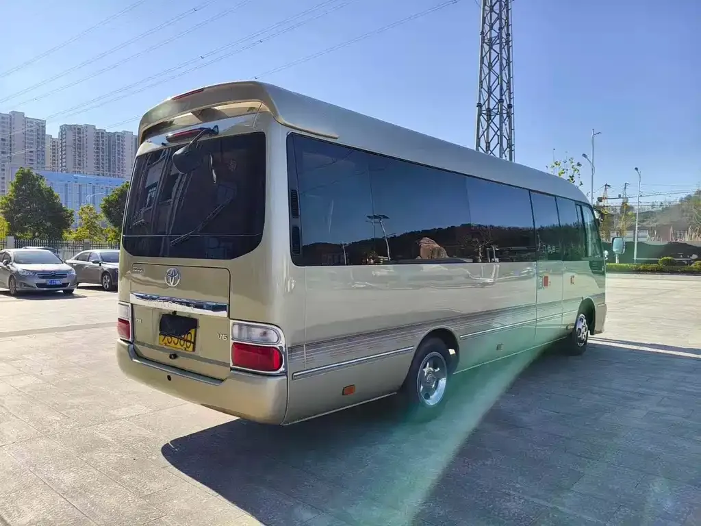 Toyota Coaster 2023 из CN, фото 2