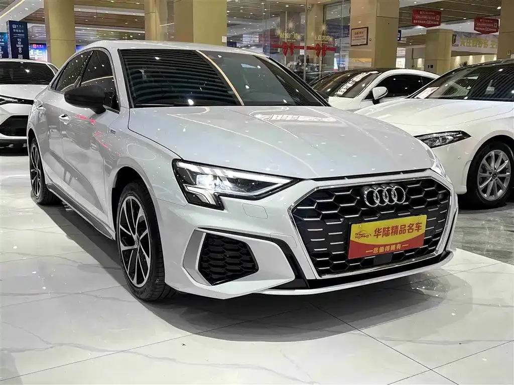 Audi A3 2024 из CN, фото 3