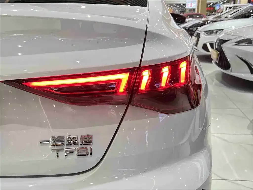 Audi A3 2024 из CN, фото 5