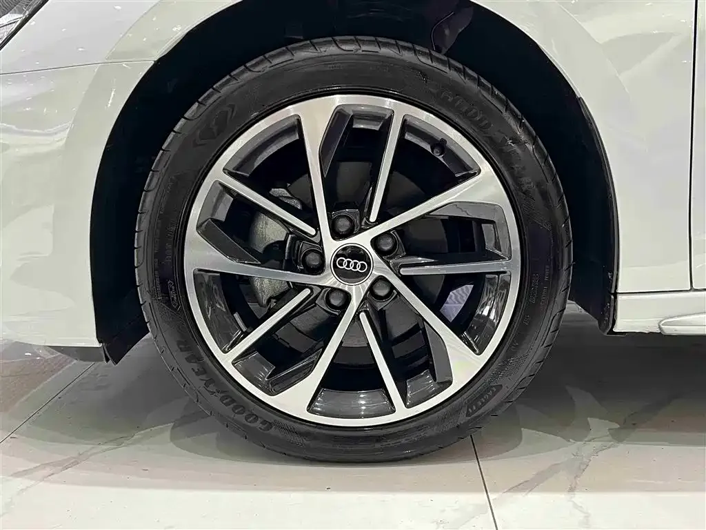 Audi A3 2024 из CN, фото 9