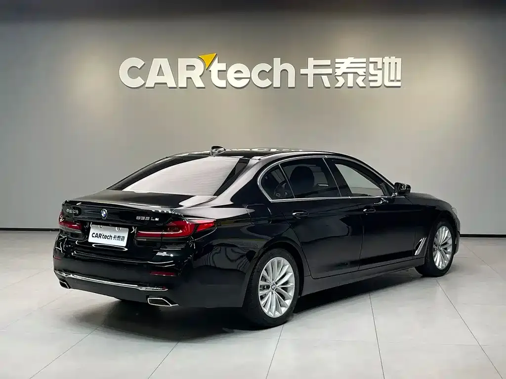 BMW 5 Series New Energy — фото 5