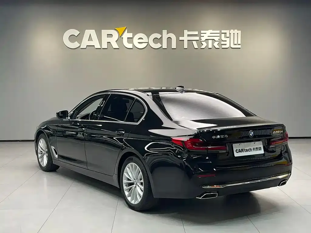 BMW 5 Series New Energy — фото 6