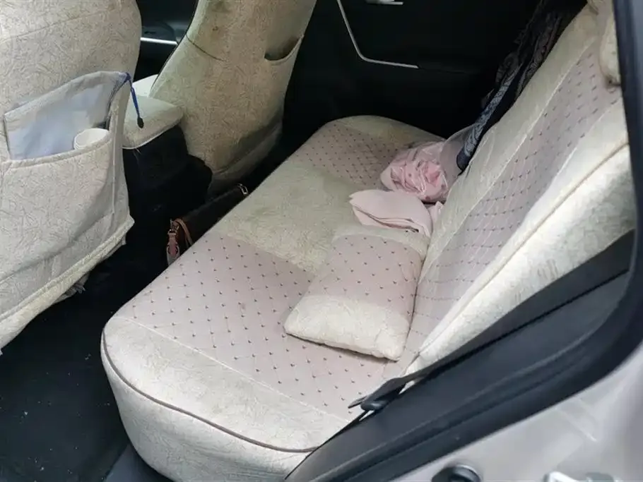 Toyota Wildlander 2022 из CN, фото 4