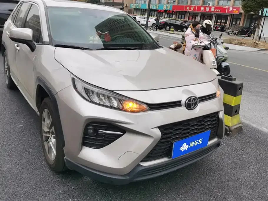 Toyota Wildlander 2022 из CN, фото 9