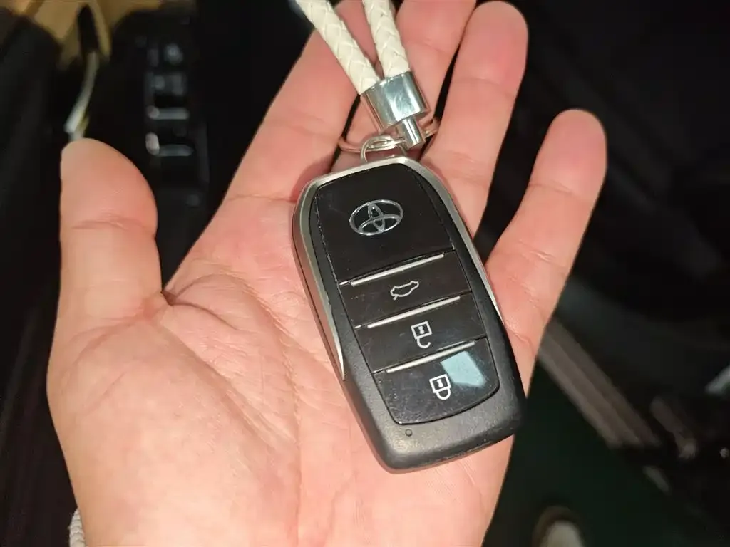 Toyota Avalon 2025 из CN, фото 3